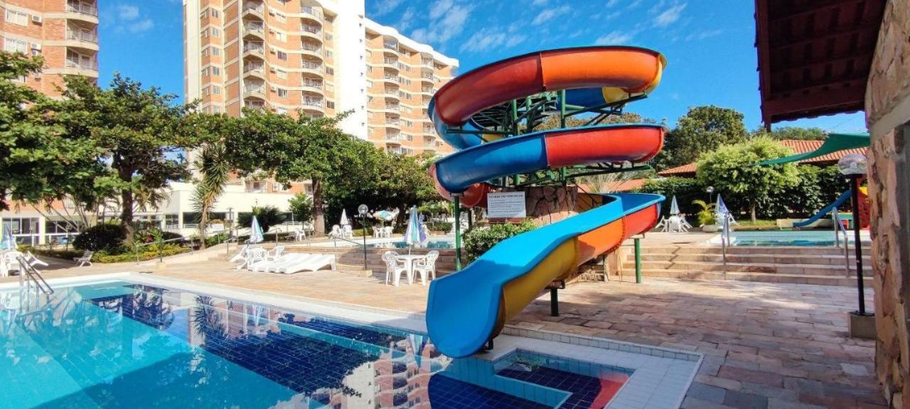 Apartamento Imperio Romano - 2 Quartos, 24Hs Piscina Caldas Novas Bagian luar foto